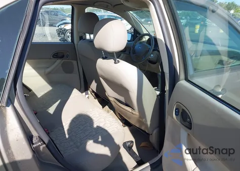 2005 Ford Focus Zx4 z USA, uszkodzony, nr VIN 1FAFP34NX5W316237